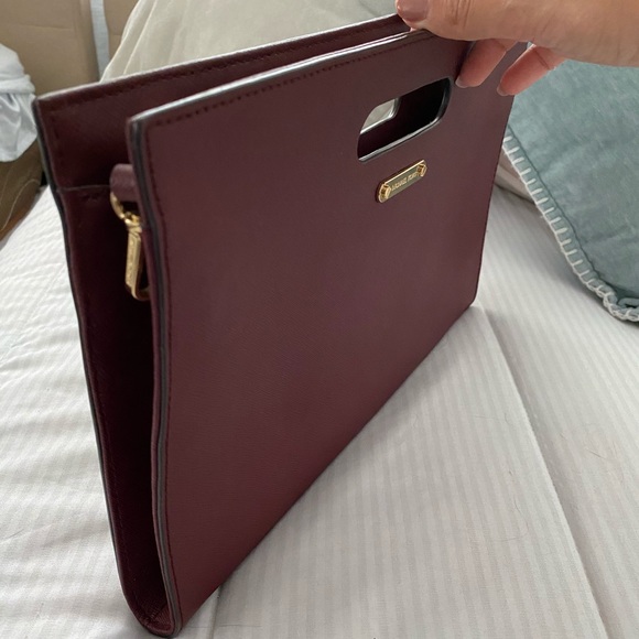 Michael Kors Clutch - Picture 5 of 7